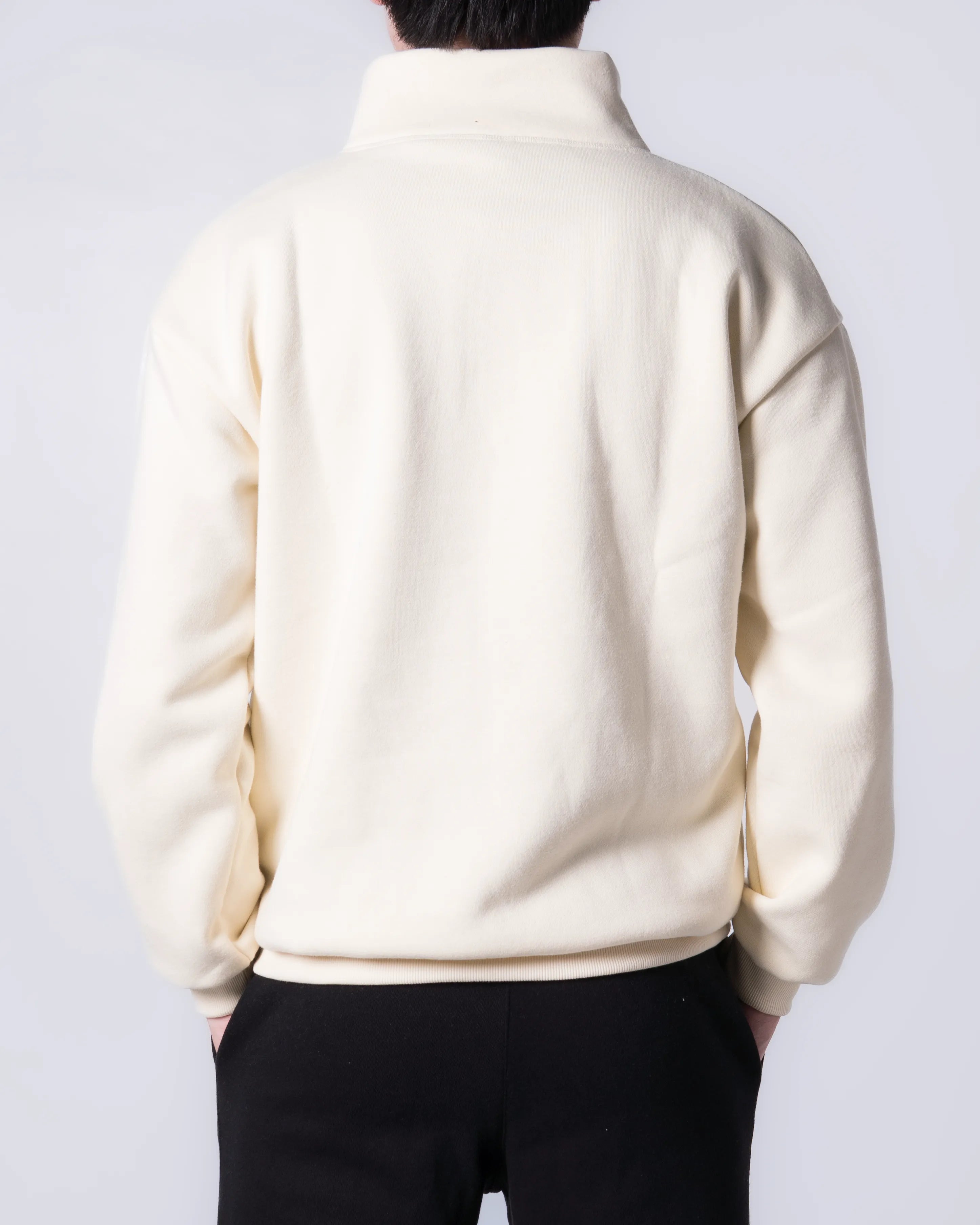 STRIV Unisex Half Zip