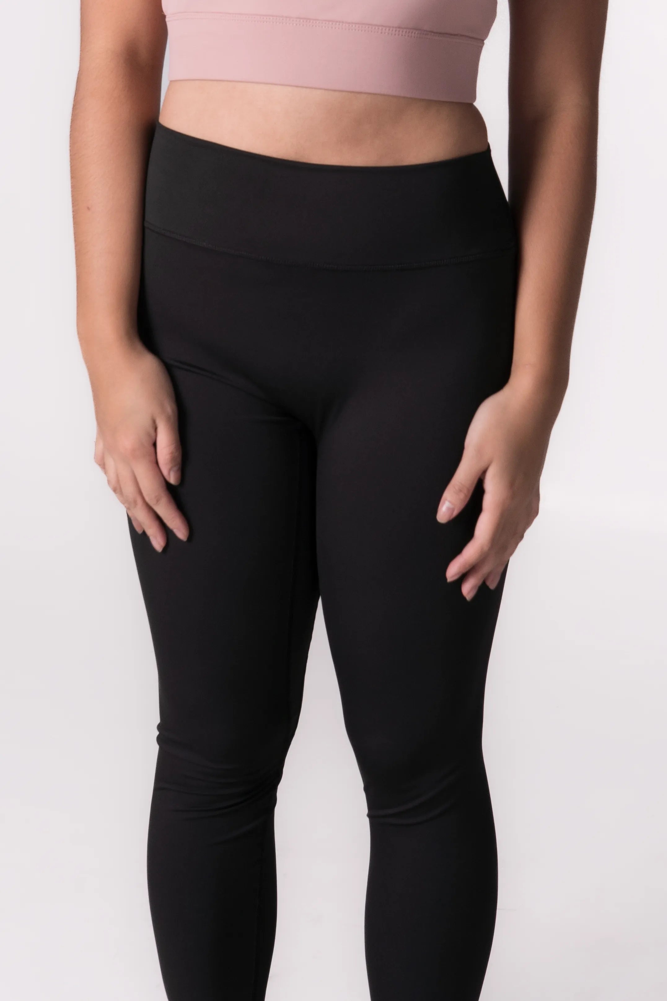 STRIV Women's Leggings