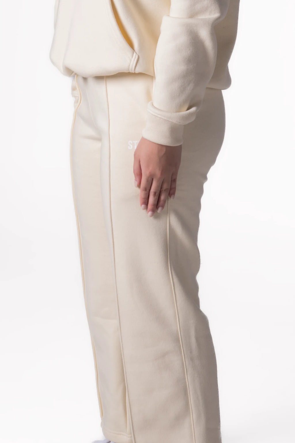 STRIV Sweatpants