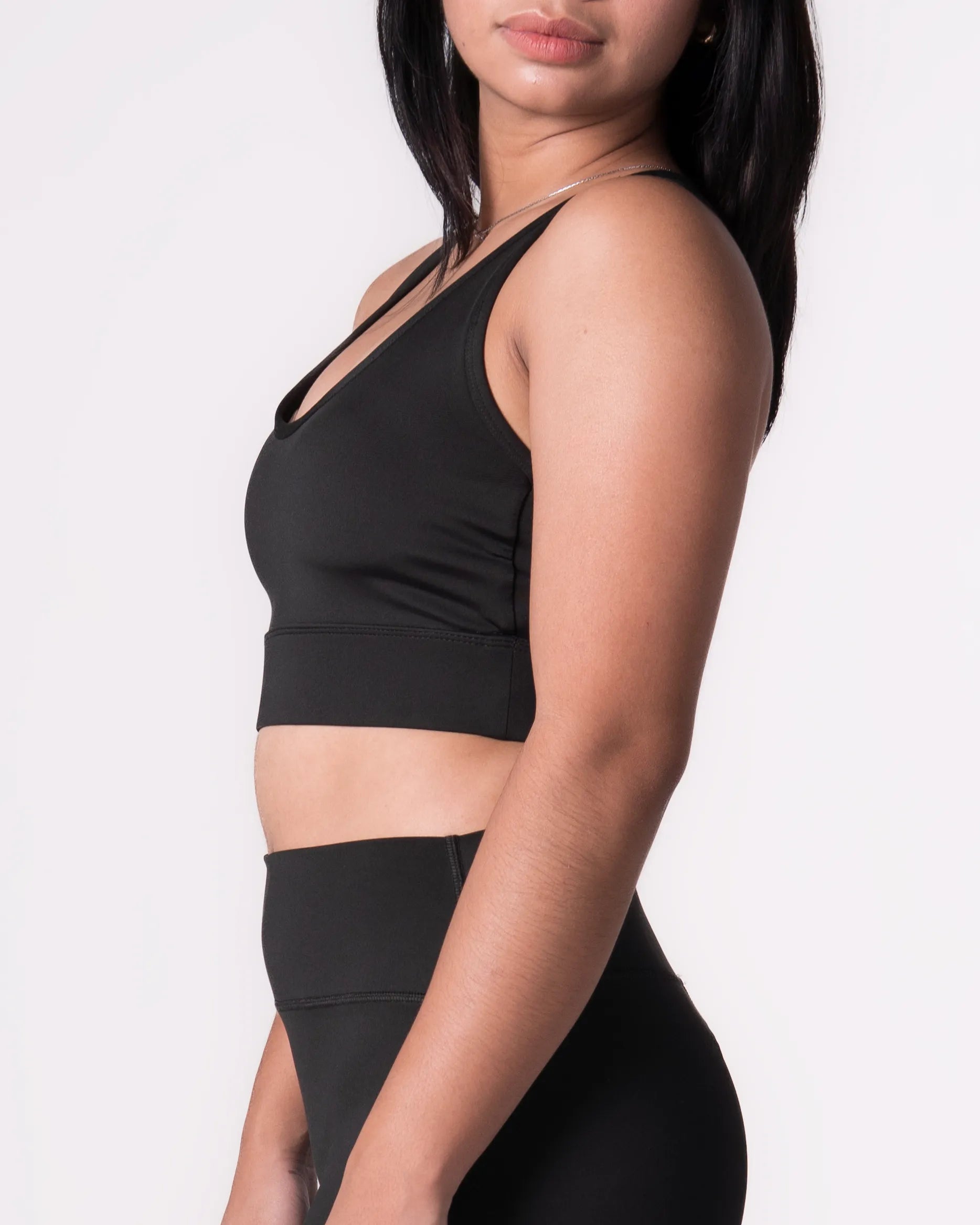 STRIV Womens Sports Bra